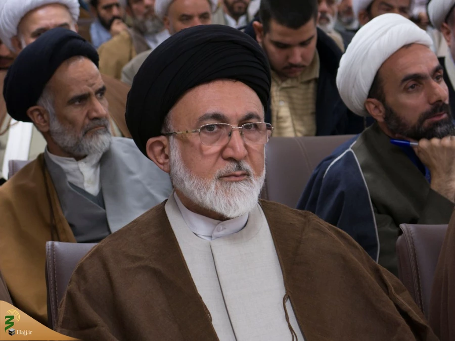 گردهمایی روحانیون و مداحان عتبات عالیات استان قم برگزار شد 14