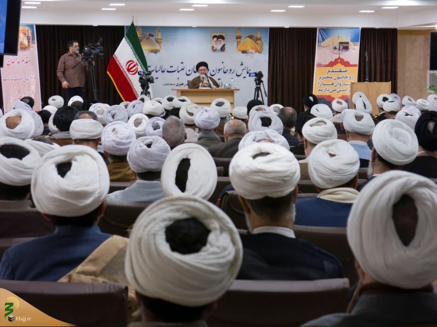 گردهمایی روحانیون و مداحان عتبات عالیات استان قم برگزار شد 4