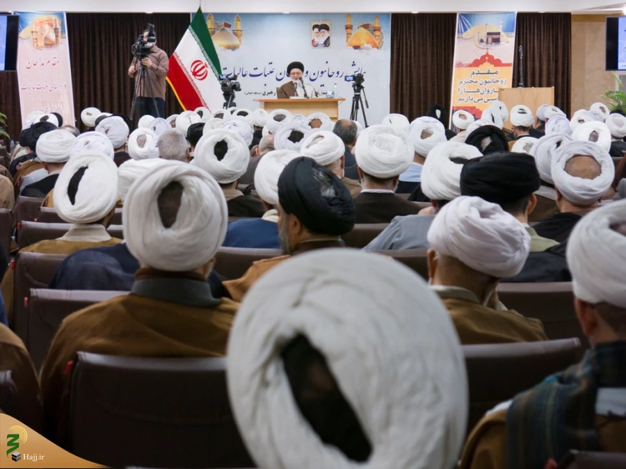 گردهمایی روحانیون و مداحان عتبات عالیات استان قم برگزار شد 7