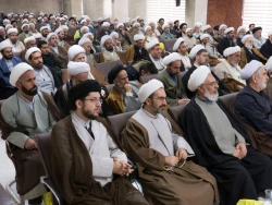 گردهمایی روحانیون و مداحان عتبات عالیات استان قم برگزار شد 15