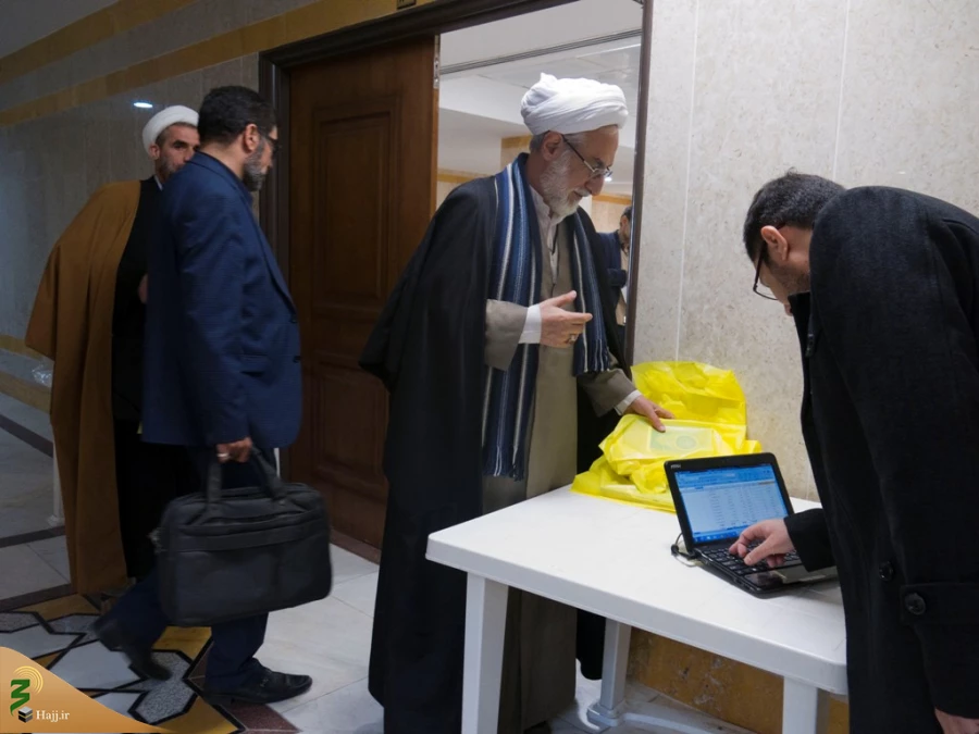 گردهمایی روحانیون و مداحان عتبات عالیات استان قم برگزار شد 18