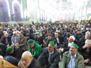 سخنران بعثه مقام معظم رهبری در کربلای معلی:
دعا و نیایش کلید گشایش درهای رحمت الهی است
 3