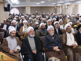 فلسفه زیارت ، نجات مردم از گمراهی ها است    10