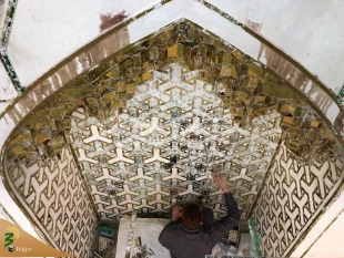 آینه کاری حرم حضرت عباس (ع) رو به تکمیل است 2