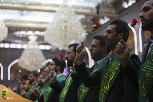در میلاد حضرت زهرا(ع)؛ 

حرم حضرت ابا الفضل العباس(ع) غرق در سرور و شادی شد+ تصاویر  11