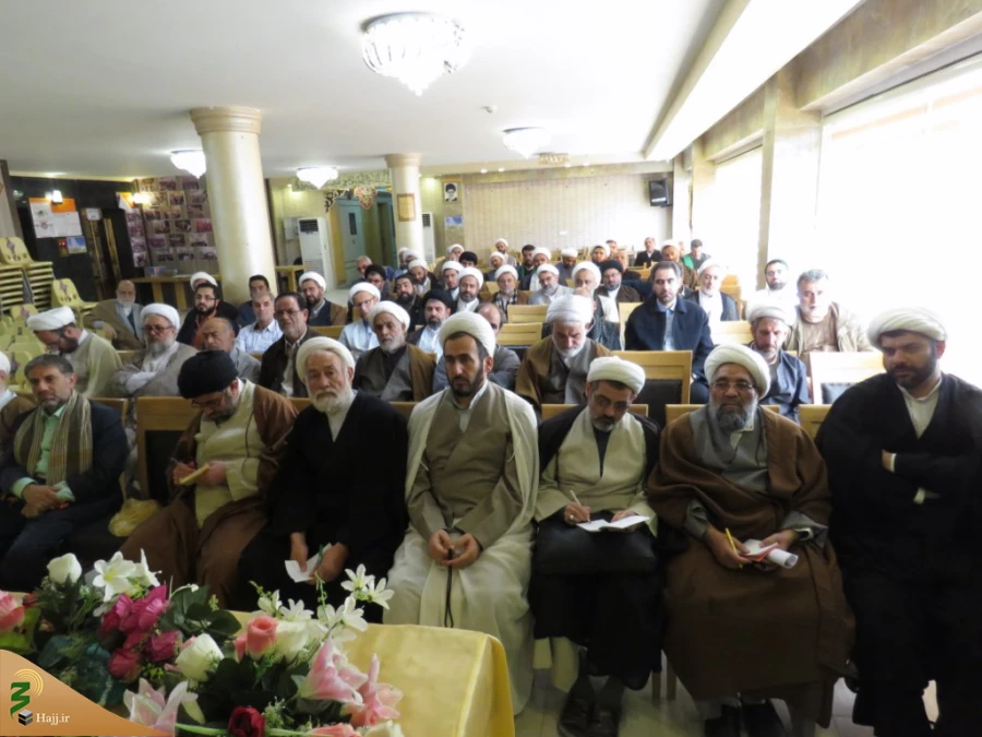 مسئول دفتر نمایندگی بعثه مقام معظم رهبری در عراق:
حضرت زهرا (س) الگو و حجت ائمه معصوم(ع) است
 2