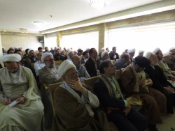 مسئول دفتر نمایندگی بعثه مقام معظم رهبری در عراق:
حضرت زهرا (س) الگو و حجت ائمه معصوم(ع) است
 2