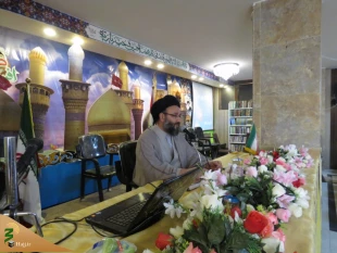 حجت الاسلام و المسلمین هژبری در گردهمائی دانشجویان و دانشگاهیان در کربلای معلی:
رعایت آداب زیارت موجب بهره گیری بیشتر از برکات آن می شود
 2