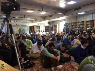 نماینده ولی فقیه در امور حج وزیارت:

شناخت درست ازحوادث و رویدادهای روز دنیا برای روحانیت یک ضرورت است 4