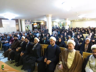 حجت الاسلام و المسلمین هژبری:
فقر وسیله توسّل و تقرّب به خداوند متعال است
 3