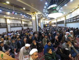 حجت الاسلام و المسلمین هژبری:
یاد خدا تنها راه رسیدن به  ایمان کامل و آرامش دنیوی و اخروی است. 4