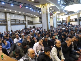 سخنران بعثه مقام معظم رهبری:
خداوند متعال در قیامت زائرین امام حسین (ع) را تکریم می کند 2