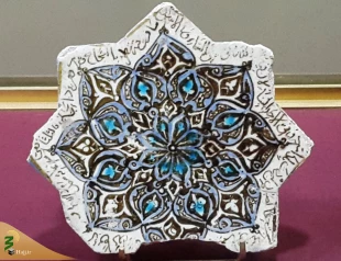 کاشی‌های زرین‌فام، معرّق، معقلی و هفت‌رنگی در حرم مطهر رضوی 15