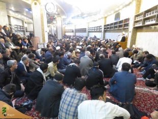 خطیب بعثه مقام معظم رهبری در کربلای معلی:

یاد مرگ بازدارنده از گناه است  11