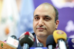 شهردار مشهد در نشست خبری اعلام کرد : 


حدود 5 میلیون زائر خارجی امسال وارد مشهد مقدس شده اند 
 2