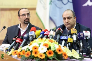 شهردار مشهد در نشست خبری اعلام کرد : 


حدود 5 میلیون زائر خارجی امسال وارد مشهد مقدس شده اند 
 2
