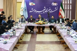 شهردار مشهد در نشست خبری اعلام کرد : 


حدود 5 میلیون زائر خارجی امسال وارد مشهد مقدس شده اند 
 6
