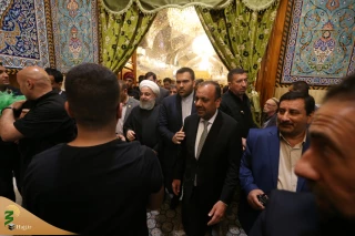 دکتر روحانی پیش از بازگشت به کشور مسجد کوفه را زیارت کرد