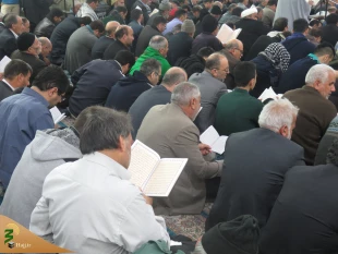 مراسم دعای کمیل زائران ایرانی در خیمه گاه حسینی +گزارش تصویری 8