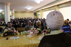 حجت الاسلام والمسلمین نجفی روحانی:

زیارت با معرفت زائر را در والاترین مقام ها قرار می دهد
