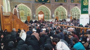 مراسم تحویل سال نو همزمان با ولادت امیرالمونین در حرم آن حضرت 4