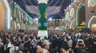 مراسم تحویل سال نو همزمان با ولادت امیرالمونین در حرم آن حضرت 10