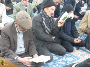 طنین نغمه های دعای ندبه در خیمـه‌گاه کربلا 13