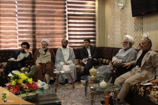 حجت الاسلام و المسلمین نجفی روحانی:

کفران نعمت امری جبران ناپذیر است 5