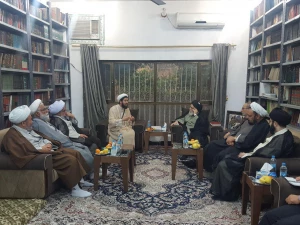 دیدار مسئول بعثه رهبری در عراق با آیت الله قزوینی