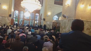 زمزمه عاشقانه دعای کمیل در شامگاه عید مبعث در حرم مطهر امیر المومنین 4