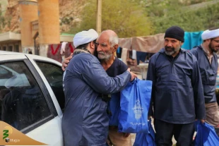 حضور خادمان حرم حضرت معصومه(س) تسکین‌بخش آلام سیل‌زدگان 3