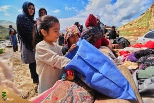 حضور خادمان حرم حضرت معصومه(س) تسکین‌بخش آلام سیل‌زدگان 4