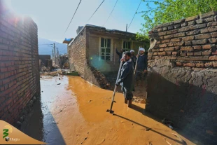 حضور خادمان حرم حضرت معصومه(س) تسکین‌بخش آلام سیل‌زدگان 15