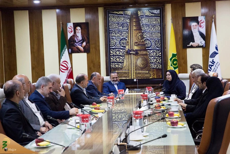 انعقاد توافقنامه همکاری با شرکت هواپیمایی جمهوری اسلامی ایران برای پرواز زائران حج 98 8