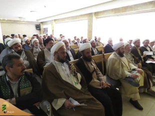 زیات امام حسین در نیمه شعبان مصافحه با همه انبیاء الهی است. 5