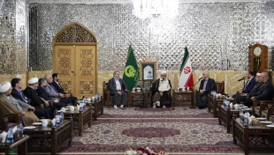 توسط آستان قدس رضوی صورت می گیرد: 


افزایش خدمات به زوار عراقی در مشهد 
 7