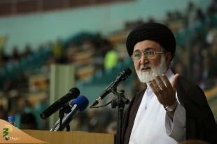 حجت الاسلام قاضی عسکر در همایش آموزشی توجیهی زائران حج تمتع تهران:

ما امروز به عنوان نمایندگان جمهوری اسلامی در حج باید پیام آور وحدت باشیم 5