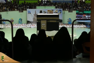 حجت الاسلام قاضی عسکر در همایش آموزشی توجیهی زائران حج تمتع تهران:

ما امروز به عنوان نمایندگان جمهوری اسلامی در حج باید پیام آور وحدت باشیم 7