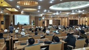 مدیرکل بین المللی تبلیغ سازمان فرهنگ و ارتباطات اسلامی:


مبلغان از مساله فلسطین غفلت نکنند
 9