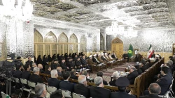 تولیت آستان قدس رضوی در دیدار با سرکشیکان خدام حرم مطهر رضوی:


صاحب آستان قدس رضوی، حضرت رضا (ع) است 
 4