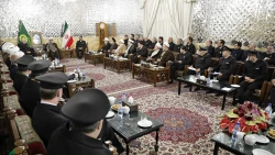 تولیت آستان قدس رضوی در دیدار با سرکشیکان خدام حرم مطهر رضوی:


صاحب آستان قدس رضوی، حضرت رضا (ع) است 
 9