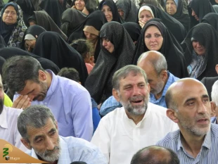 با حضور زائران ایرانی برگزار شد؛

مراسم دعای کمیل در خیمه گاه امام حسین علیه السلام در کربلا 10