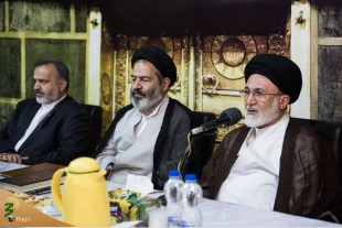 سرپرست حجاج ایرانی: 

سامانه جمع آوری ایده دربعثه مقام معظم رهبری راه اندازی می شود 9