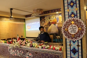 عاشورا و مهدویت دو نشان مهم تشیع است