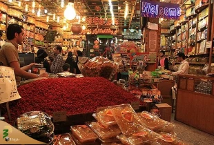 استاندار خراسان رضوی عنوان کرد:


لزوم احیای سوغات زائر در مشهد 
 4