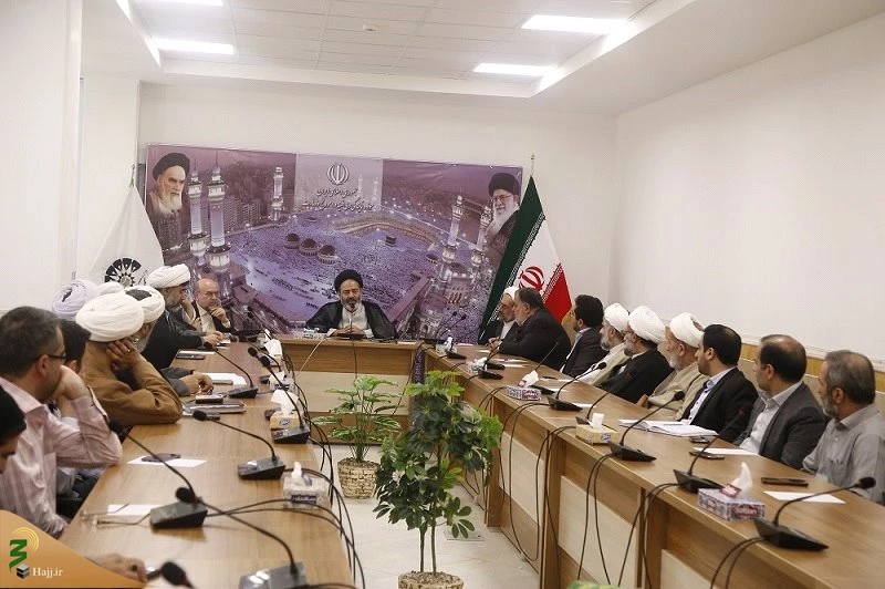 حجت الاسلام والمسلمین نواب:

خاطرات حج گردآوری و به رشته تحریر در آید 5