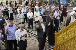 روتیتر: خطیب بعثۀ مقام معظم رهبری در کربلا بیان کردتیتر: اهمیت اتحاد بین مسلمانان در قرآن
 9