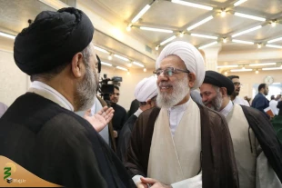 تودیع حجت الاسلام والمسلمین نواب در سمت مسؤولیت دبیرخانه شورای عالی حوزه های علمیه 8