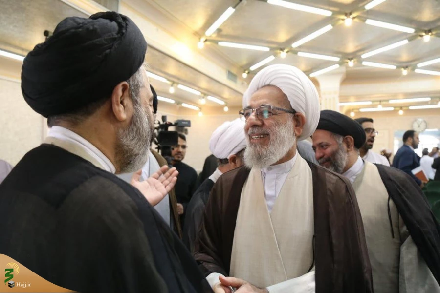 تودیع حجت الاسلام والمسلمین نواب در سمت مسؤولیت دبیرخانه شورای عالی حوزه های علمیه 8