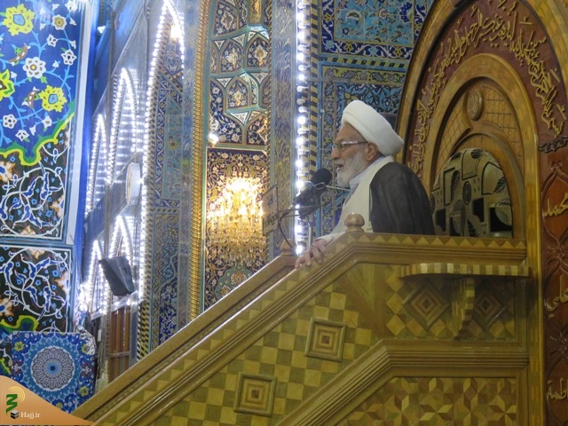 روتیتر: خطیب بعثۀ مقام معظم رهبری در کربلا بیان کرد:تیتر: تأثیر زیبای رعایت توصیه‌های اخلاقی قرآن در جامعه
 2